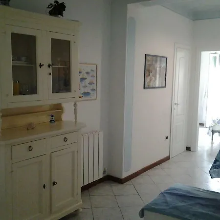 Manola * Viareggio